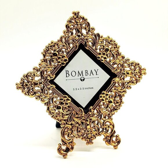 Bombay Gold Finish Filigree Metal Picture Frame - Picture 1 of 6